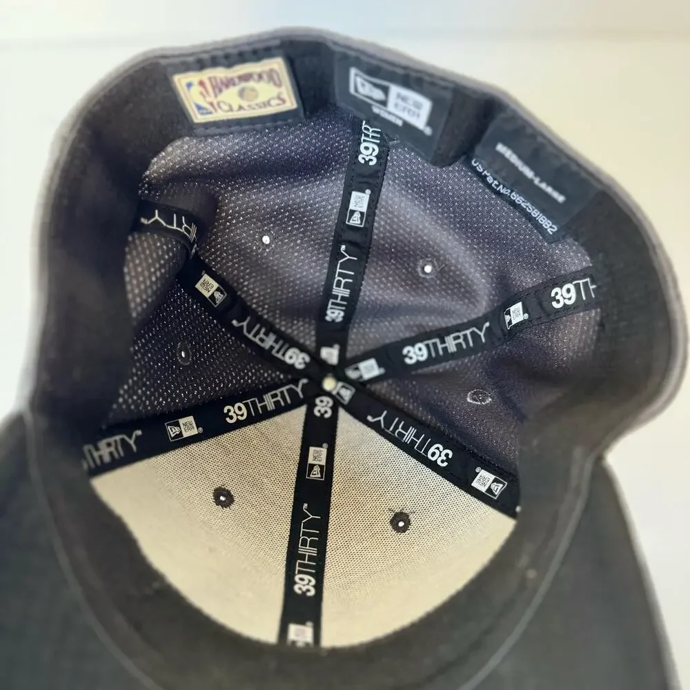 Women’s Med/Large Charlotte Hornets NBA New Era 39Thirty Hardwood Classics Hat - Picture 4 of 5